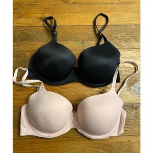 2 Victoria’s Secret PINK 34C wear everywhere lightly lined bras pink/black